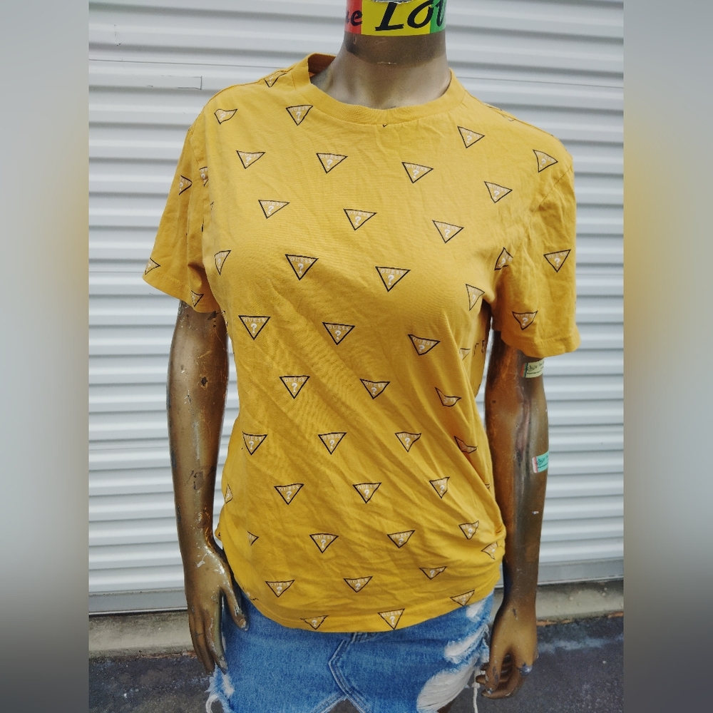 Guess Mustard Graphic Short Sleeve Tee